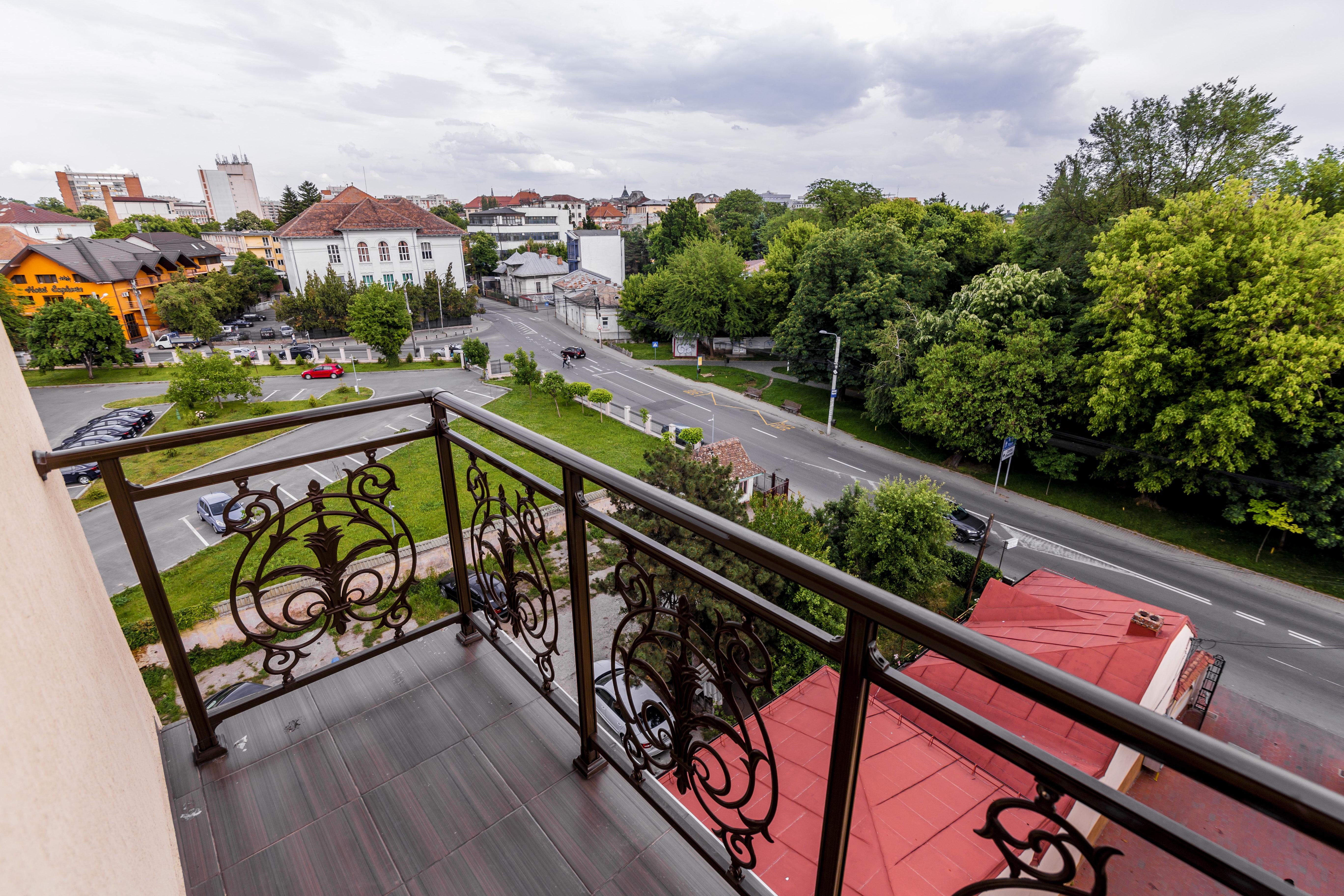 Hotel Golden House Craiova Eksteriør bilde